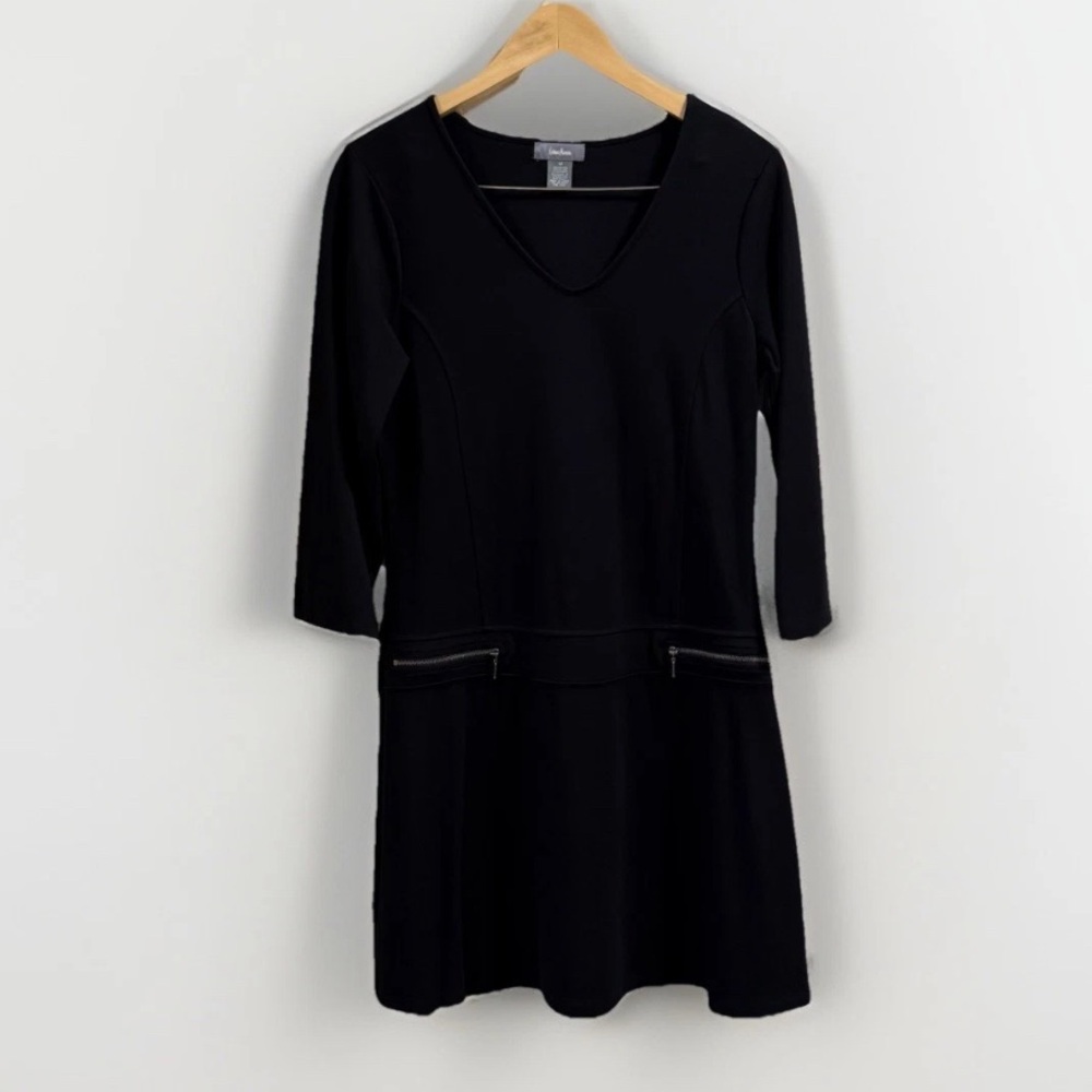 Neiman Marcus Black Long Sleeve Dress Size M Ponte Knit Shift 3/4 Sleeve Comfy